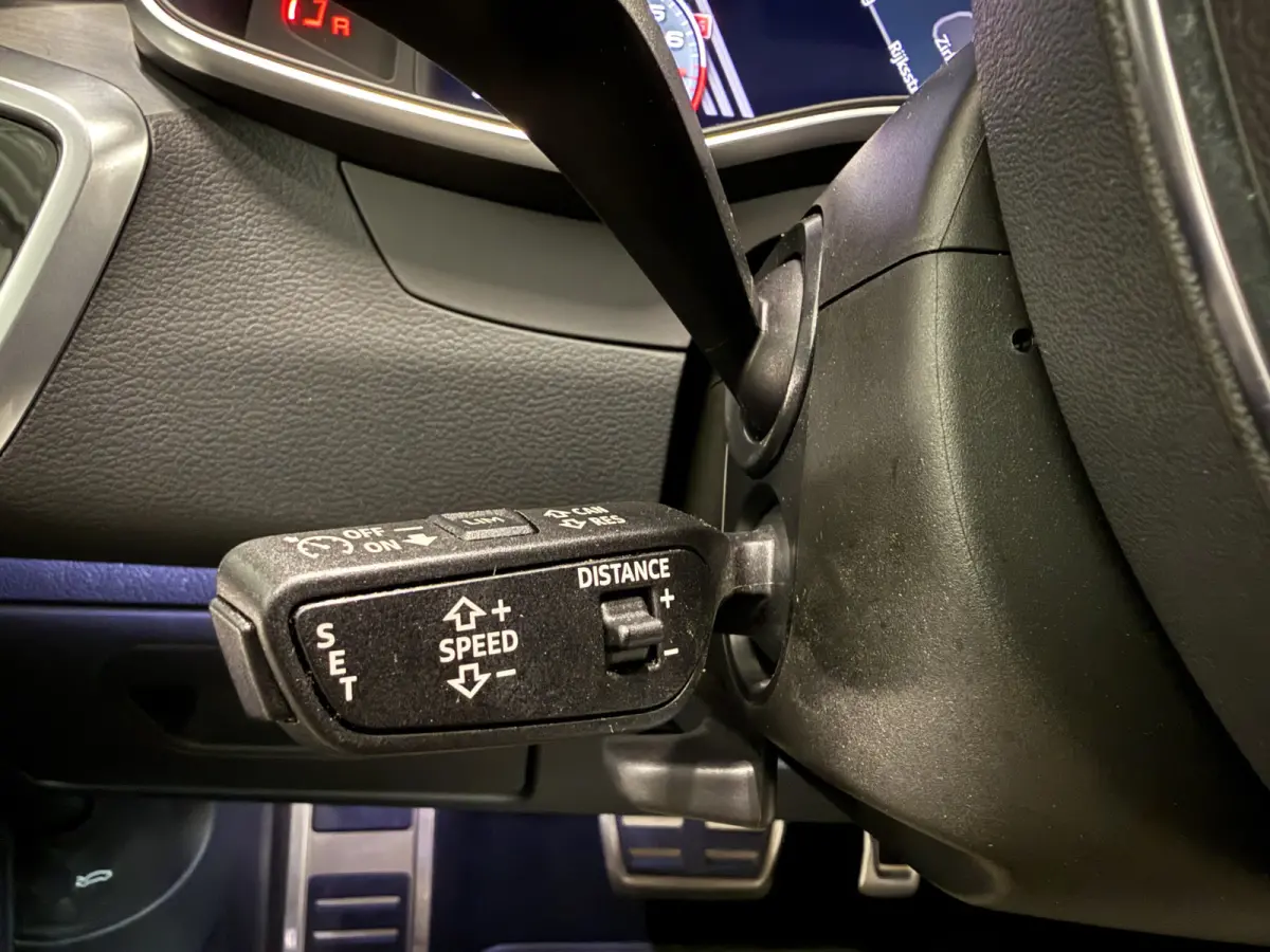 55 TFSI e quattro Competition PANO/TREKHAAK/B&O/20"/SOH 93%/MEMORY/MATRIX/ACC/CAMERA/BLACK-OPTIC/NET GROTE OH BEURT GEHAD MET RONDOM NW REMMEN/BANDEN ALLES!!/BLACK ALL BLACK
