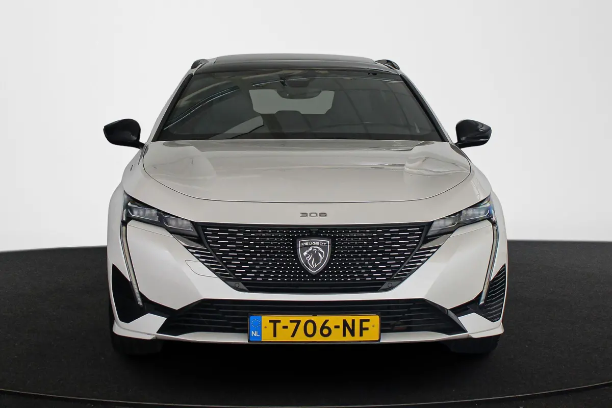 1.6 HYbrid 225 GT Pack Business Pano Leder Trekhaak Stuur-Stoelverwarming