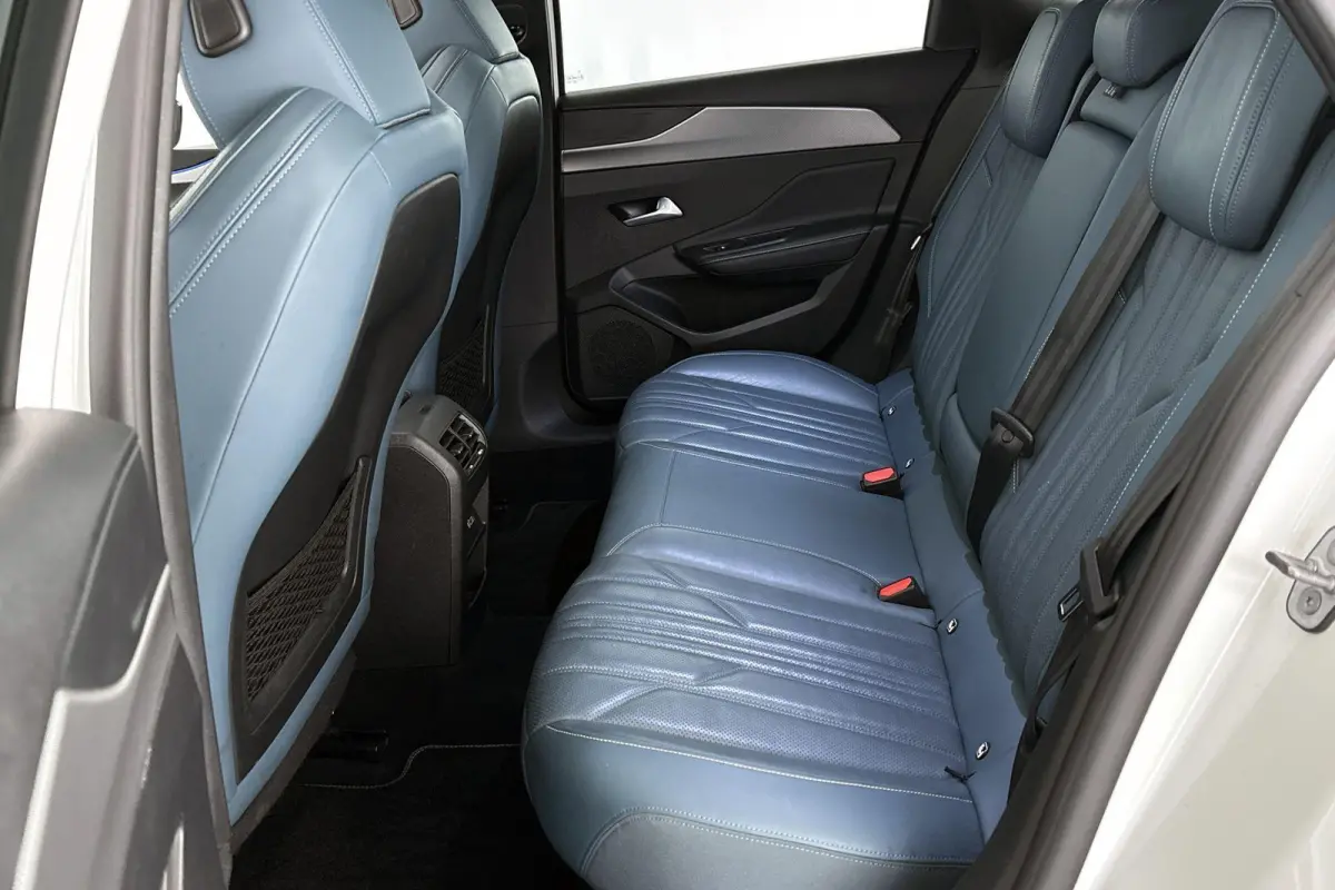 1.6 HYbrid 225 GT Pack Business Pano Leder Trekhaak Stuur-Stoelverwarming