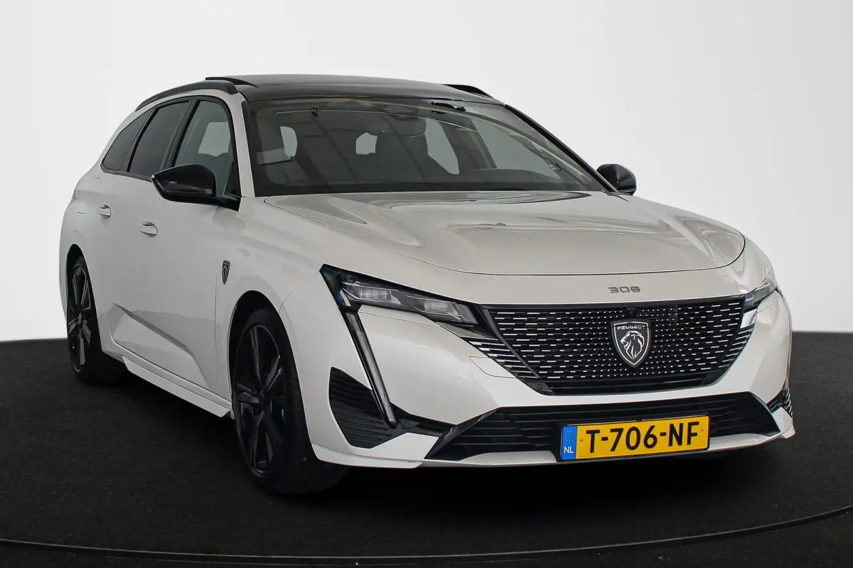 1.6 HYbrid 225 GT Pack Business Pano Leder Trekhaak Stuur-Stoelverwarming