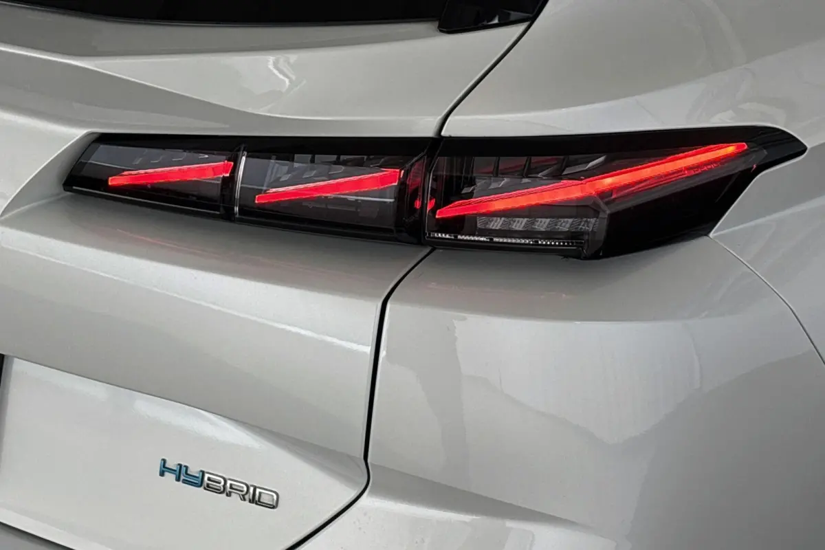 1.6 HYbrid 225 GT Pack Business Pano Leder Trekhaak Stuur-Stoelverwarming