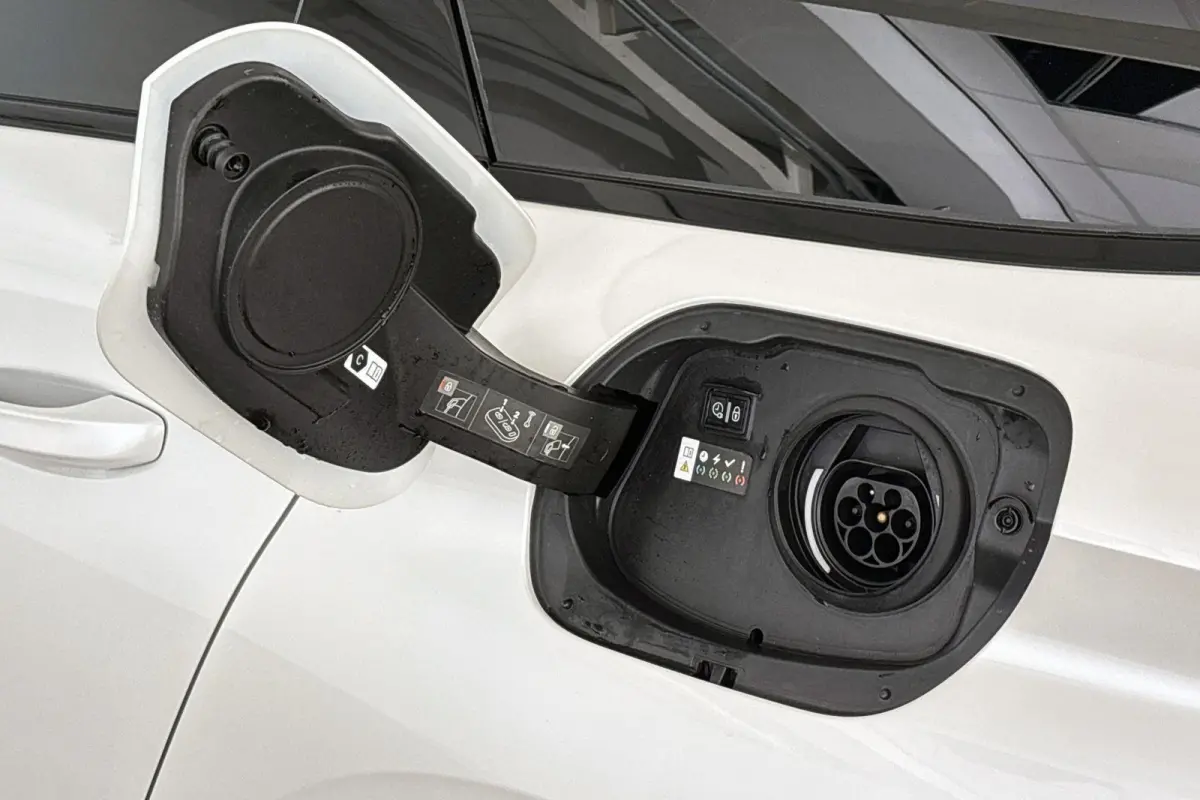1.6 HYbrid 225 GT Pack Business Pano Leder Trekhaak Stuur-Stoelverwarming
