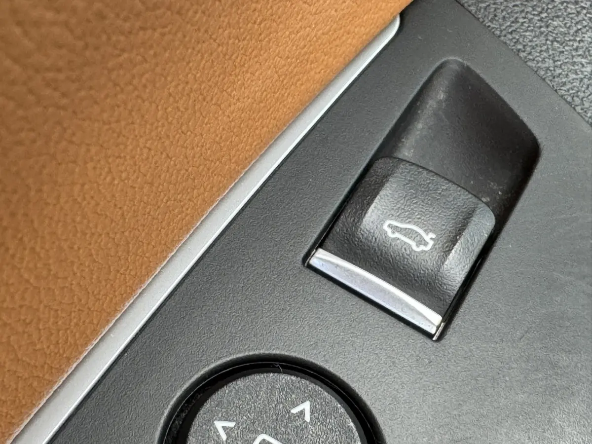 XDrive20i High Executive Pano Trekhaak clima Automaat Lederbekl 4WD