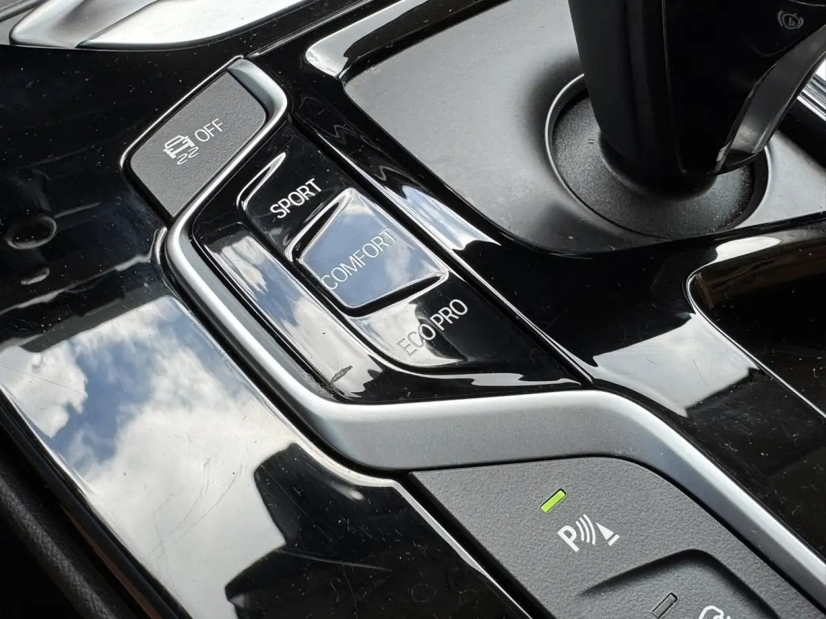 XDrive20i High Executive Pano Trekhaak clima Automaat Lederbekl 4WD