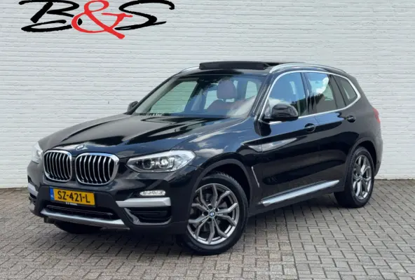 XDrive20i High Executive Pano Trekhaak clima Automaat Lederbekl 4WD