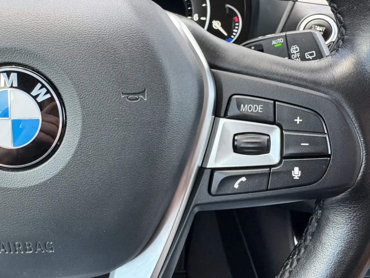 XDrive20i High Executive Pano Trekhaak clima Automaat Lederbekl 4WD