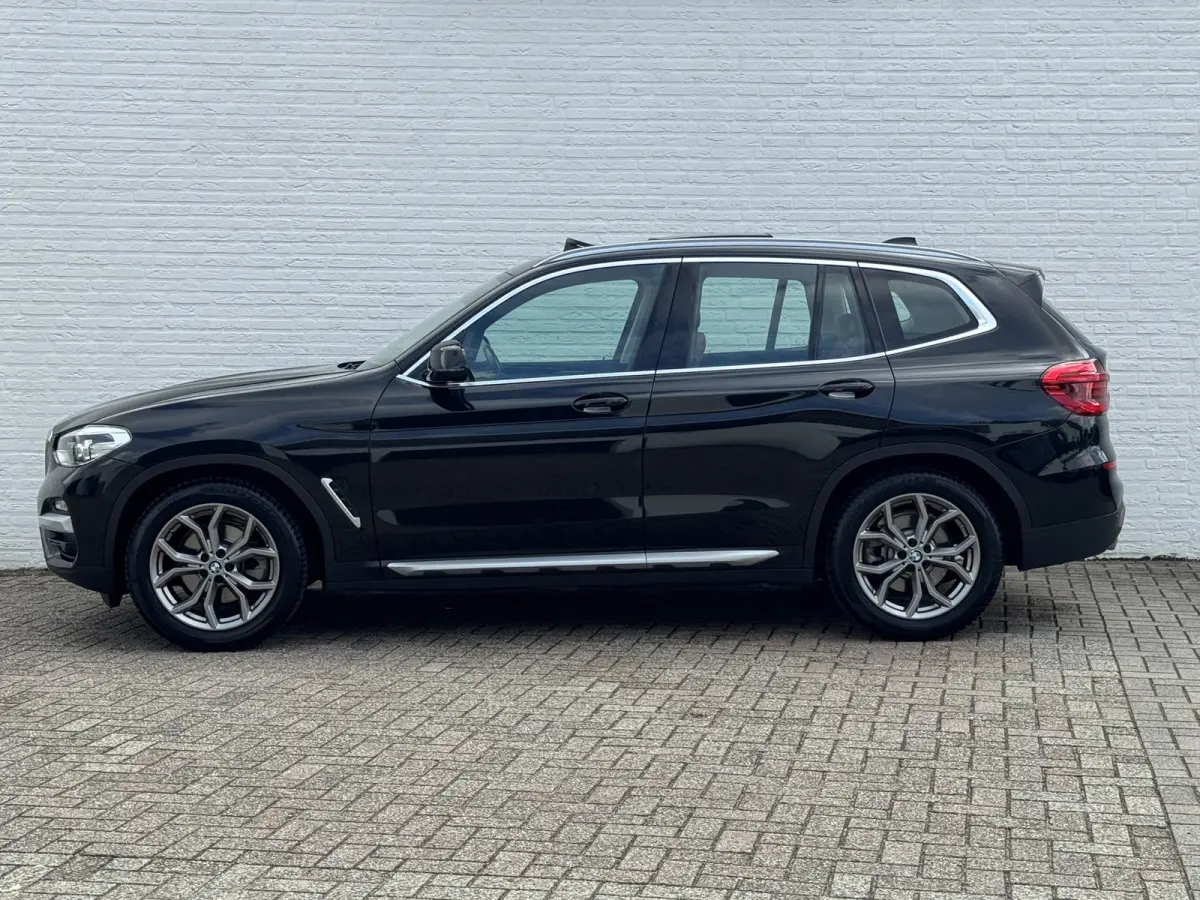 XDrive20i High Executive Pano Trekhaak clima Automaat Lederbekl 4WD