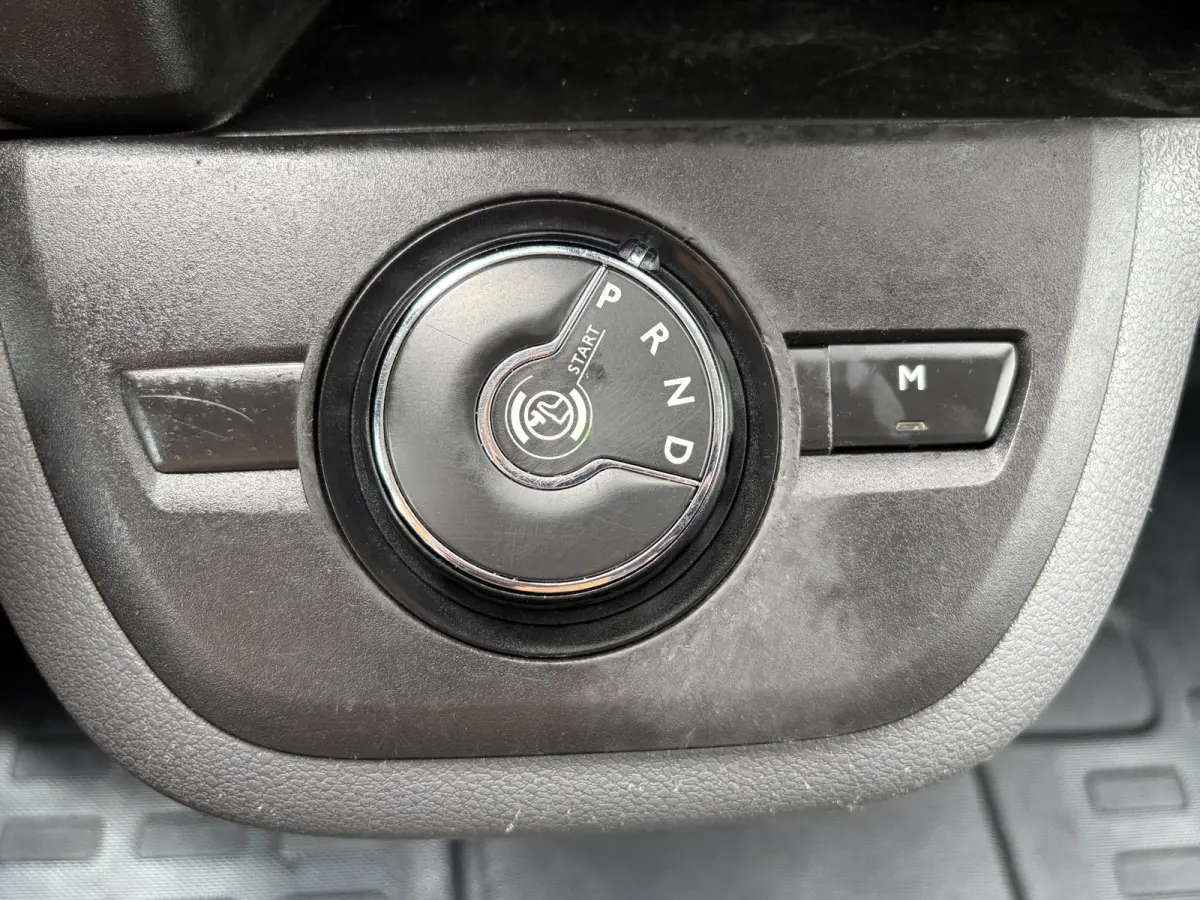 2.0 HDI 180*AUTOM.*NAVI*CRUISE*CAM*TEL*LED*PDC*