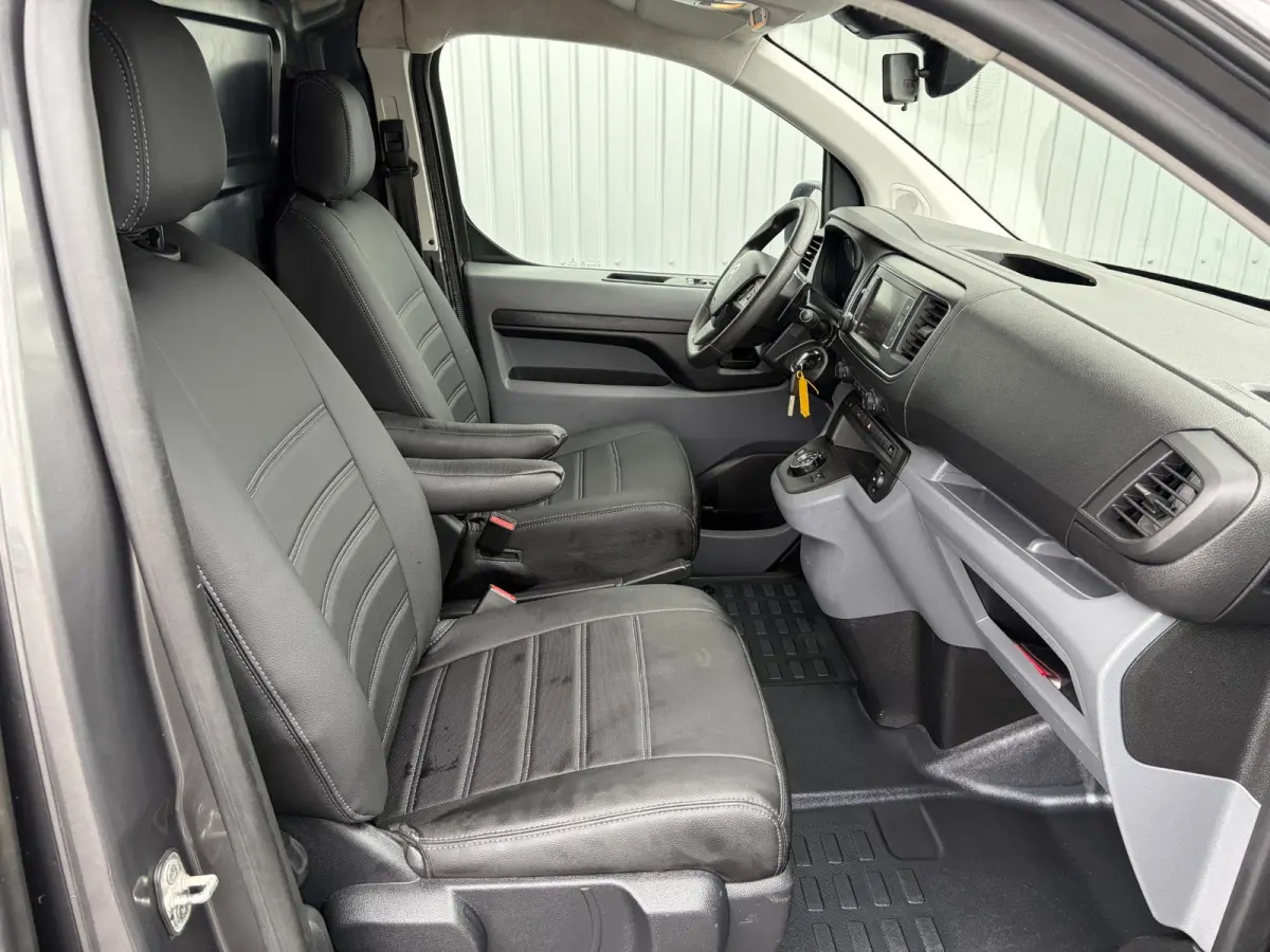 2.0 HDI 180*AUTOM.*NAVI*CRUISE*CAM*TEL*LED*PDC*