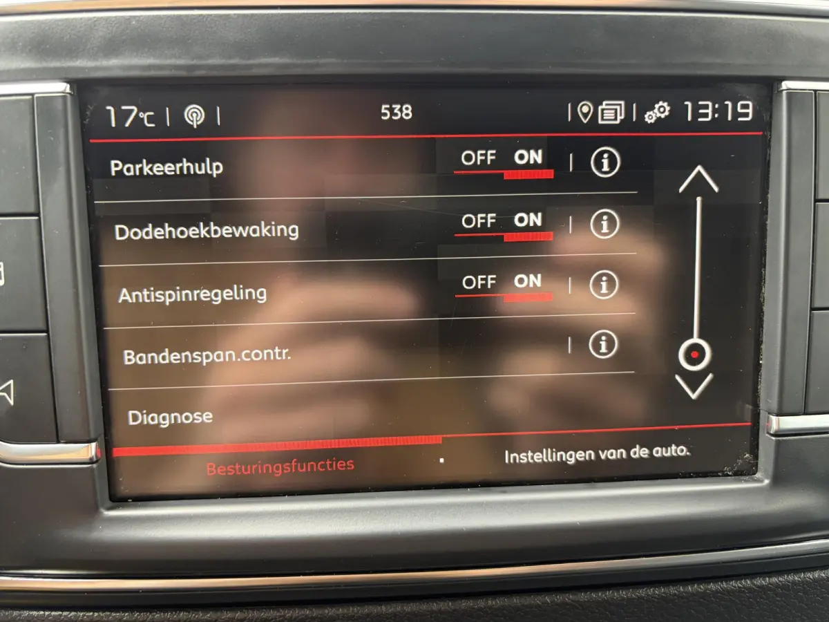 2.0 HDI 180*AUTOM.*NAVI*CRUISE*CAM*TEL*LED*PDC*