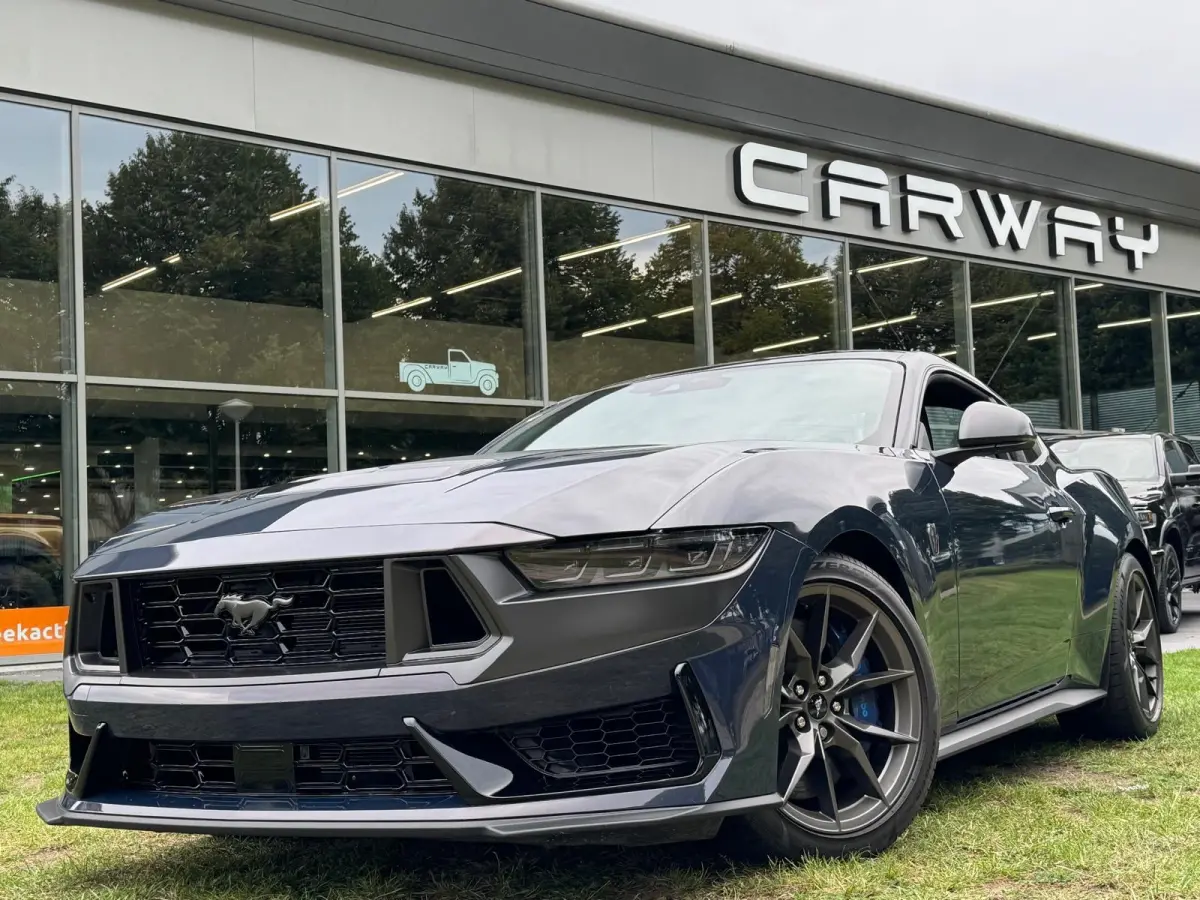 USA GT 5.0 V8 Dark Horse Carbon B&O