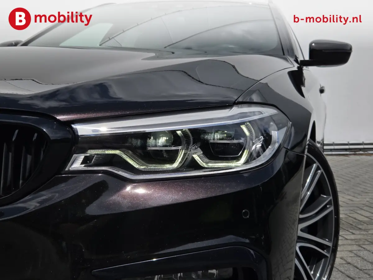 530i High Executive M-Sport 'Almadinbraun' Head-Up Trekhaak NL Auto! | Panoramadak | Achteruitrijcamera | Comfortstoelen | Stoelverwarming
