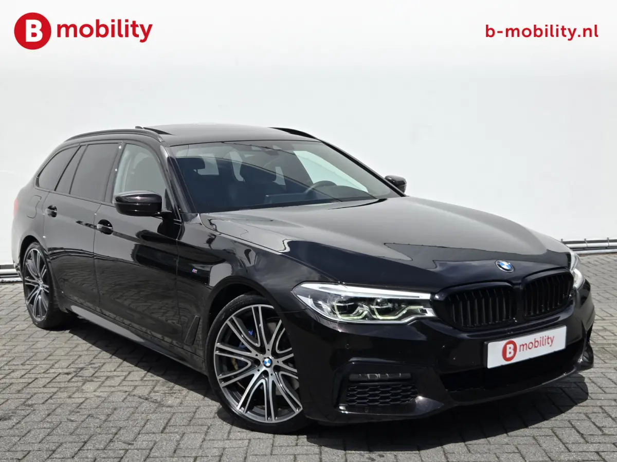 530i High Executive M-Sport 'Almadinbraun' Head-Up Trekhaak NL Auto! | Panoramadak | Achteruitrijcamera | Comfortstoelen | Stoelverwarming