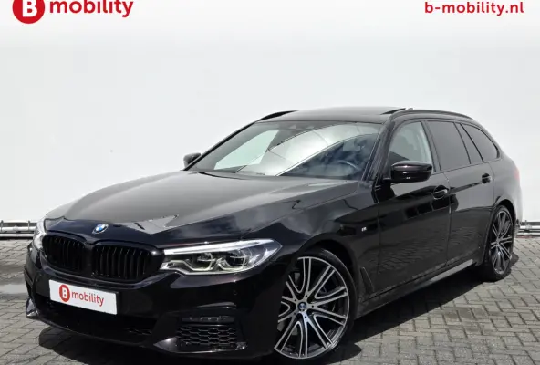 530i High Executive M-Sport 'Almadinbraun' Head-Up Trekhaak NL Auto! | Panoramadak | Achteruitrijcamera | Comfortstoelen | Stoelverwarming