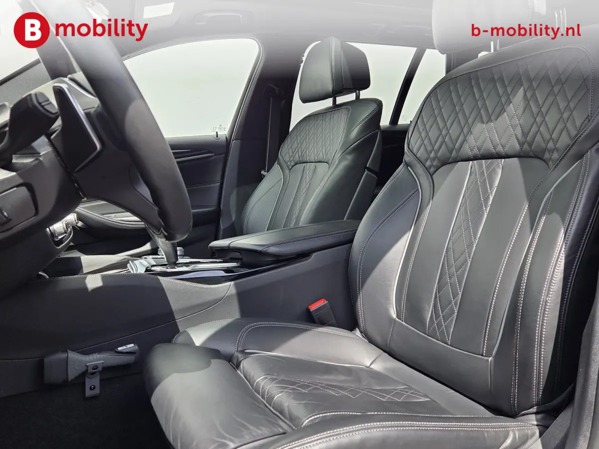 530i High Executive M-Sport 'Almadinbraun' Head-Up Trekhaak NL Auto! | Panoramadak | Achteruitrijcamera | Comfortstoelen | Stoelverwarming