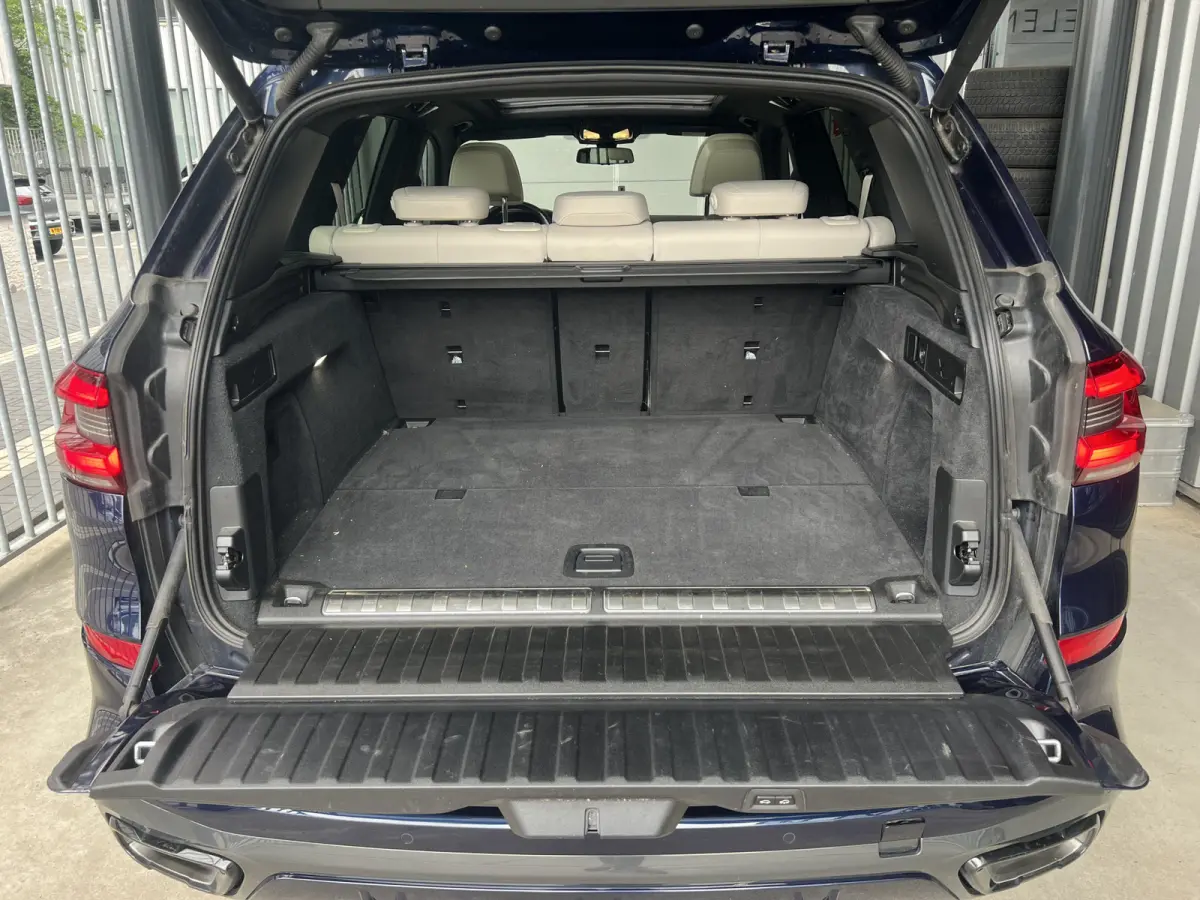 xDrive45e High Executive M-Sport | VOL | SCHUIF/KANTELDAK | HEAD-UP DISPLAY | HARMAN/KARDON | TREKHAAK | 360 CAMERA | LEDER | CARPLAY/ANDROID | LMV 22'' | NAVI | STOELVERWARMING | ELKTR. MEM