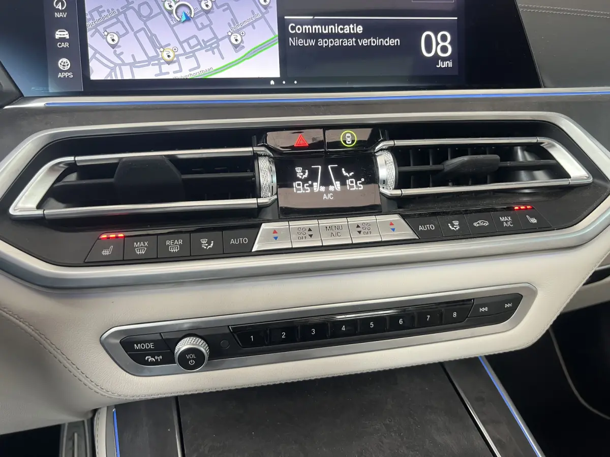 xDrive45e High Executive M-Sport | VOL | SCHUIF/KANTELDAK | HEAD-UP DISPLAY | HARMAN/KARDON | TREKHAAK | 360 CAMERA | LEDER | CARPLAY/ANDROID | LMV 22'' | NAVI | STOELVERWARMING | ELKTR. MEM
