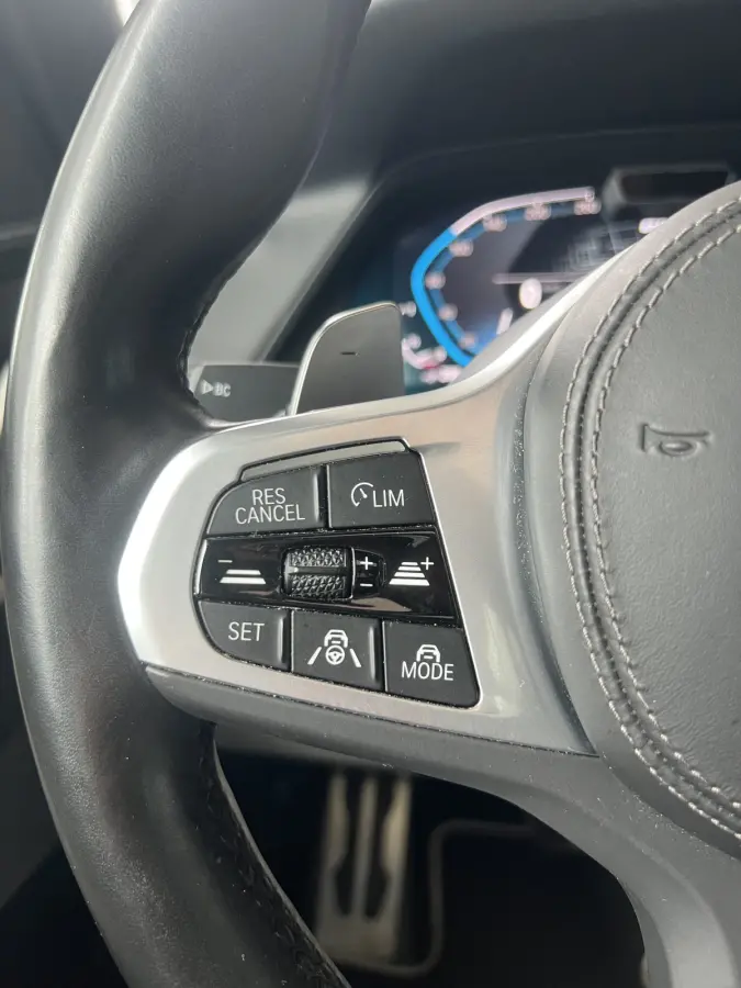 xDrive45e High Executive M-Sport | VOL | SCHUIF/KANTELDAK | HEAD-UP DISPLAY | HARMAN/KARDON | TREKHAAK | 360 CAMERA | LEDER | CARPLAY/ANDROID | LMV 22'' | NAVI | STOELVERWARMING | ELKTR. MEM