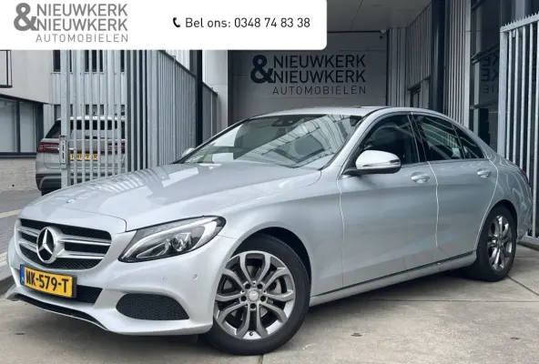 180 Prestige | AUTOMAAT | SCHUIF/KANTELDAK | CAMERA | NAVI | CRUISE CONTROL | PDC V+A | CLIMATE CONTROL | LMV 17'' | STOELVERWARMING | BLUETOOTH