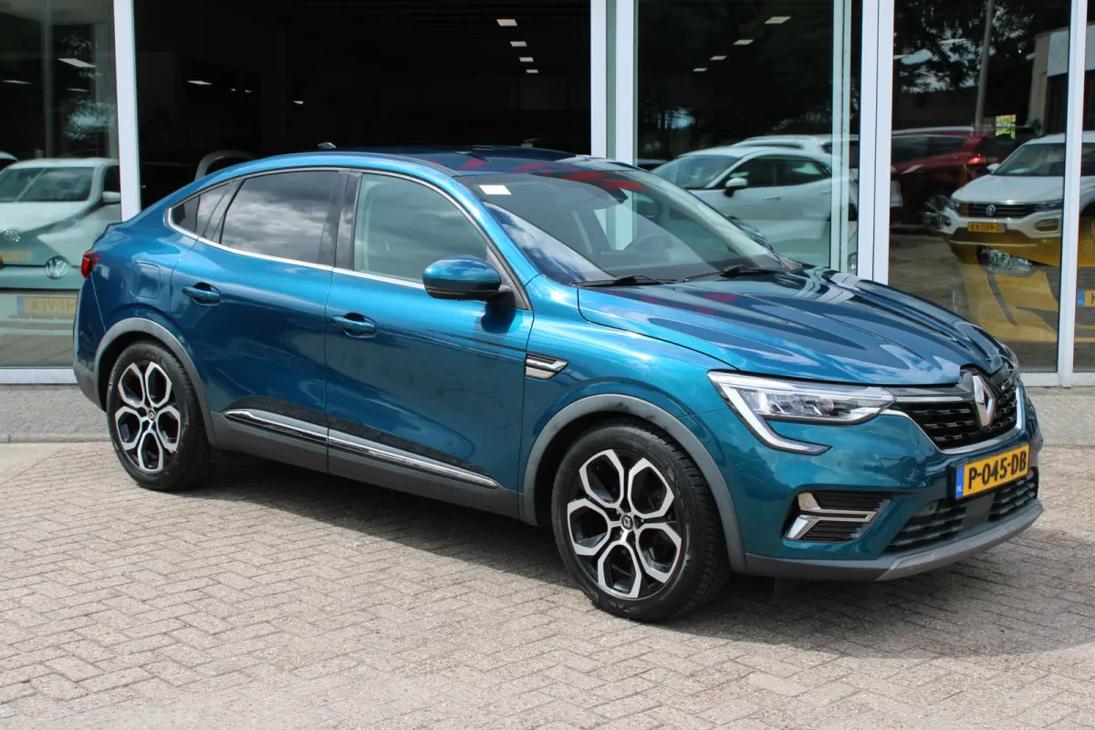 1.6 E-Tech Hybrid 145 Intens