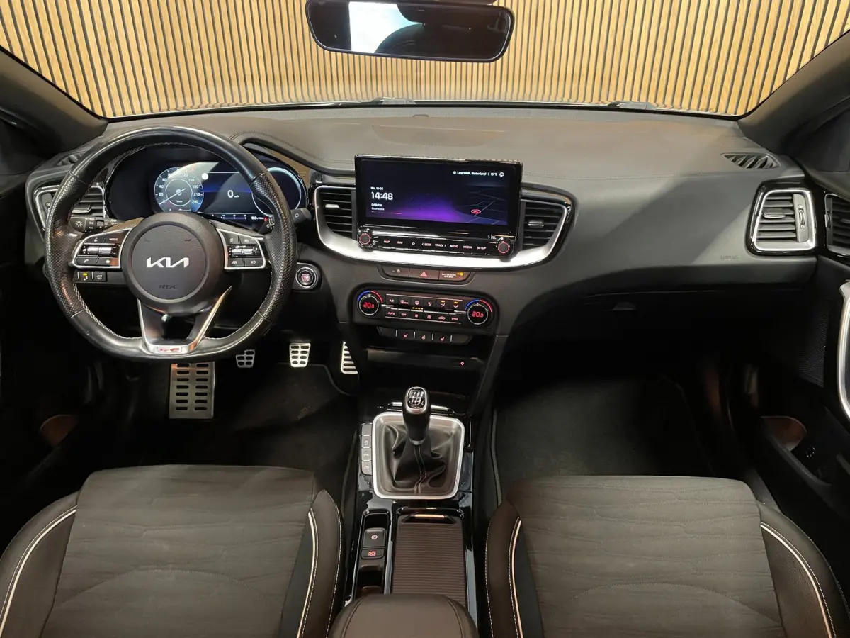 1.5 T-GDi GT-Line|161PK|DIGITAL COCKPIT|CARPLAY|ANDROID|JBL|STOEL+STUURVERW|CAMERA|CRUISE+CLIMA|1 EIG|IN.BTW|