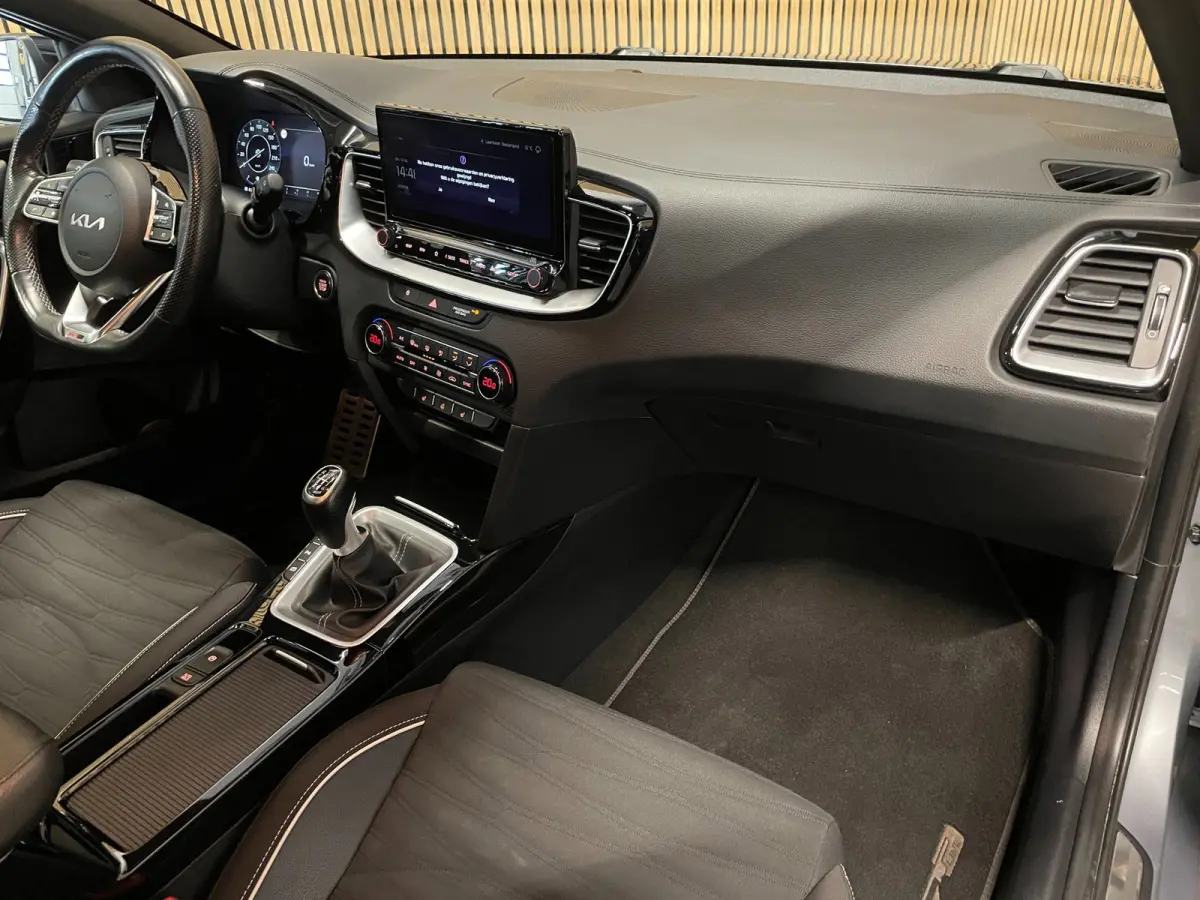 1.5 T-GDi GT-Line|161PK|DIGITAL COCKPIT|CARPLAY|ANDROID|JBL|STOEL+STUURVERW|CAMERA|CRUISE+CLIMA|1 EIG|IN.BTW|