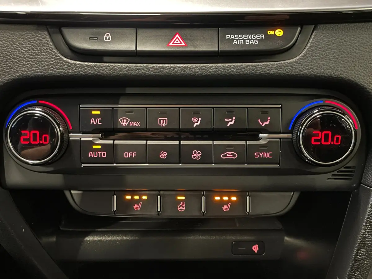1.5 T-GDi GT-Line|161PK|DIGITAL COCKPIT|CARPLAY|ANDROID|JBL|STOEL+STUURVERW|CAMERA|CRUISE+CLIMA|1 EIG|IN.BTW|