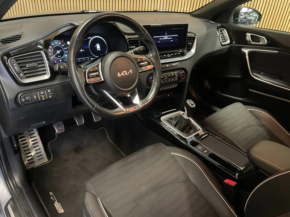 1.5 T-GDi GT-Line|161PK|DIGITAL COCKPIT|CARPLAY|ANDROID|JBL|STOEL+STUURVERW|CAMERA|CRUISE+CLIMA|1 EIG|IN.BTW|
