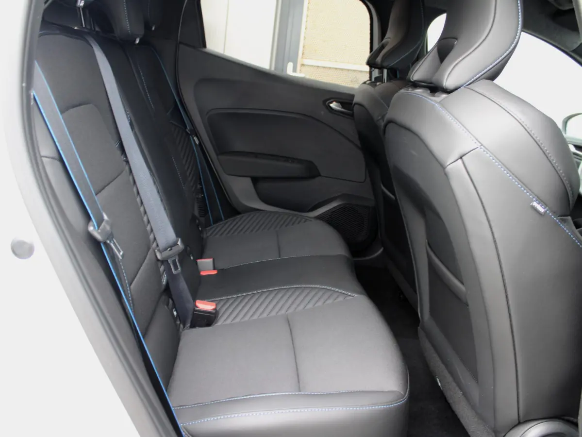 1.6 E-Tech Full Hybrid 145 Esprit Alpine
