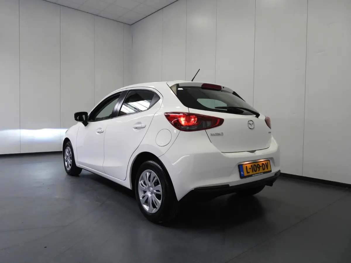 1.5 Skyactiv-G Comfort NAVI/AIRCO/CRUISE/LED!
