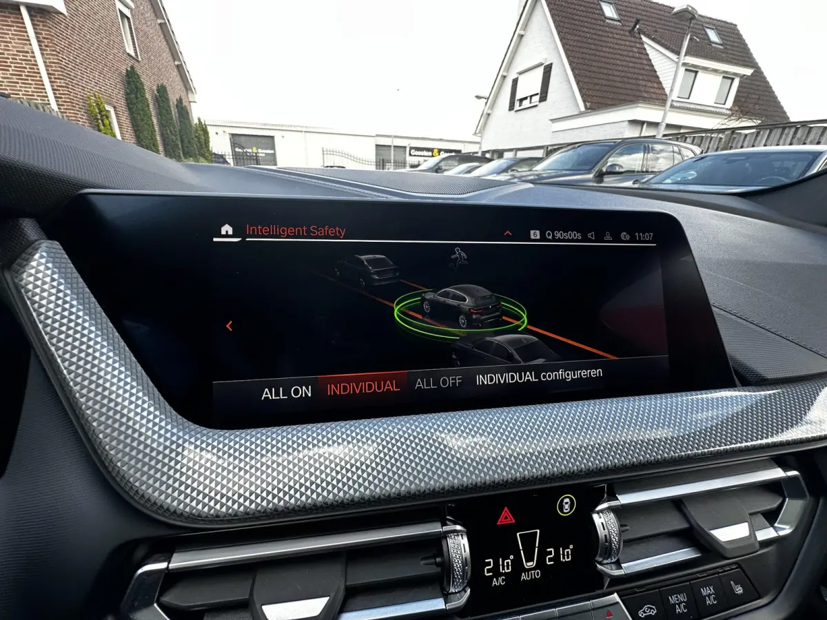 118i Executive Luxury NL Panodak|Leder|sport|HiFi