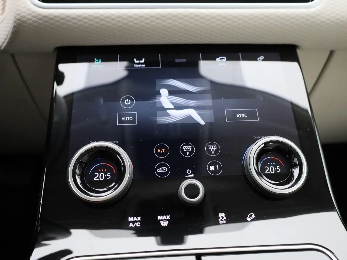 2.0 P250 Turbo AWD | PANORAMADAK | CAMERA | TREKHAAK | STOELVERWARMING & VENTILATIE | MERIDIAN AUDIO | LEER | NAVIGATIE | KEYLESS |