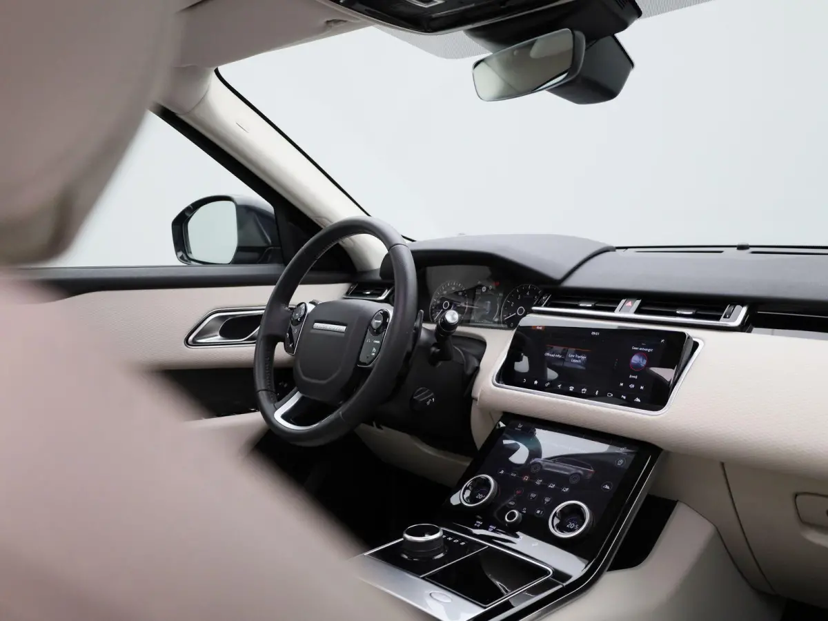 2.0 P250 Turbo AWD | PANORAMADAK | CAMERA | TREKHAAK | STOELVERWARMING & VENTILATIE | MERIDIAN AUDIO | LEER | NAVIGATIE | KEYLESS |