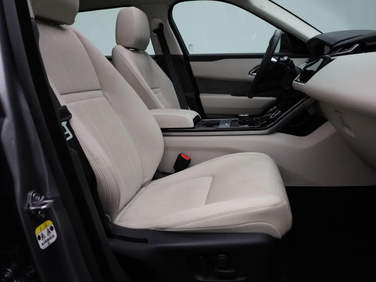 2.0 P250 Turbo AWD | PANORAMADAK | CAMERA | TREKHAAK | STOELVERWARMING & VENTILATIE | MERIDIAN AUDIO | LEER | NAVIGATIE | KEYLESS |