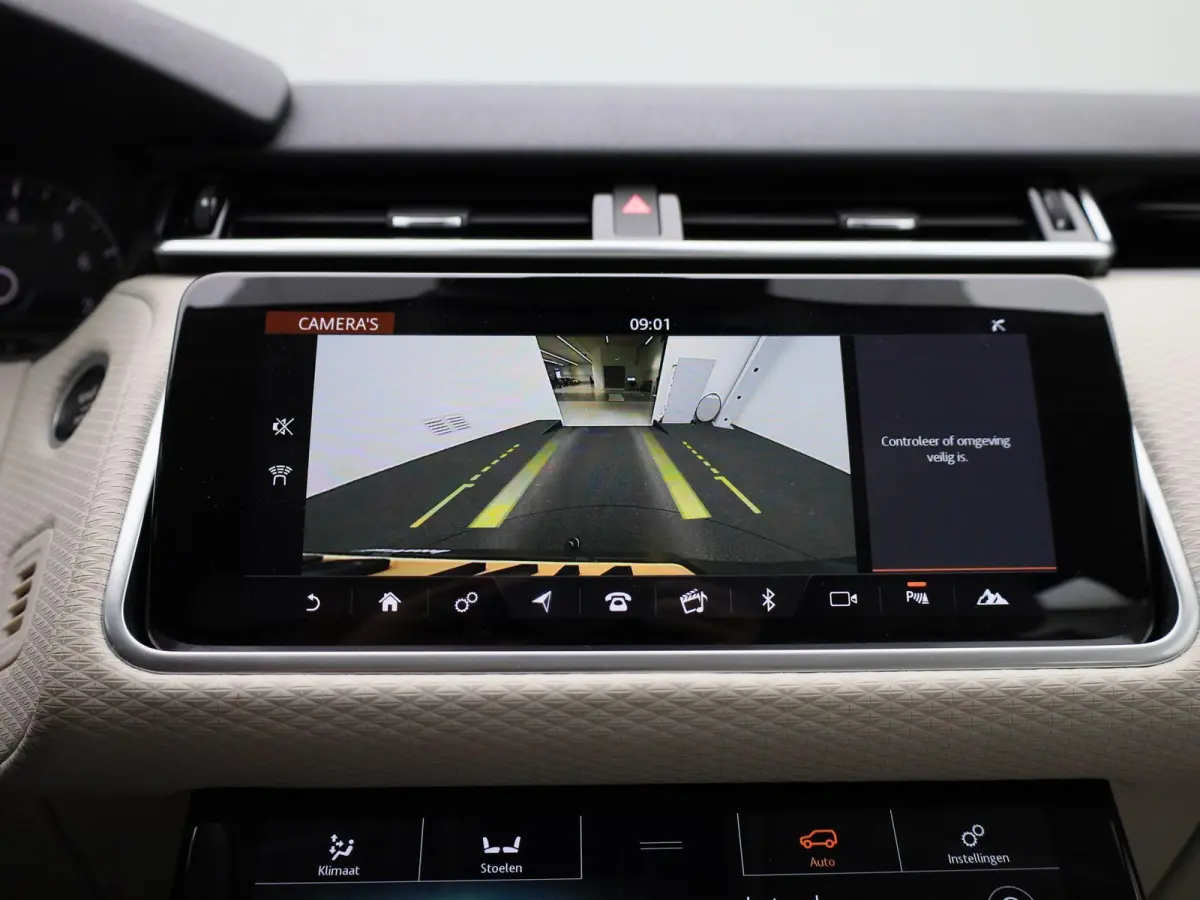 2.0 P250 Turbo AWD | PANORAMADAK | CAMERA | TREKHAAK | STOELVERWARMING & VENTILATIE | MERIDIAN AUDIO | LEER | NAVIGATIE | KEYLESS |
