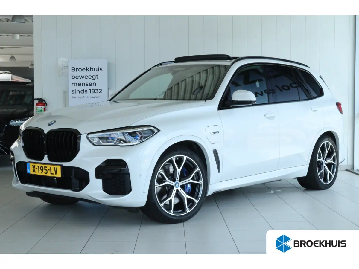 xDrive45e High Executive M-Sport "OP AFSPRAAK" | Adapt. Cruise | Harman & Kardon | 4-Wielsturing | Laser |  Schuifdak | HUD | Stoelventilatie | 360 Camera | Trekhaak |  Luchtvering