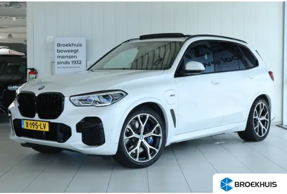 xDrive45e High Executive M-Sport "OP AFSPRAAK" | Adapt. Cruise | Harman & Kardon | 4-Wielsturing | Laser |  Schuifdak | HUD | Stoelventilatie | 360 Camera | Trekhaak |  Luchtvering
