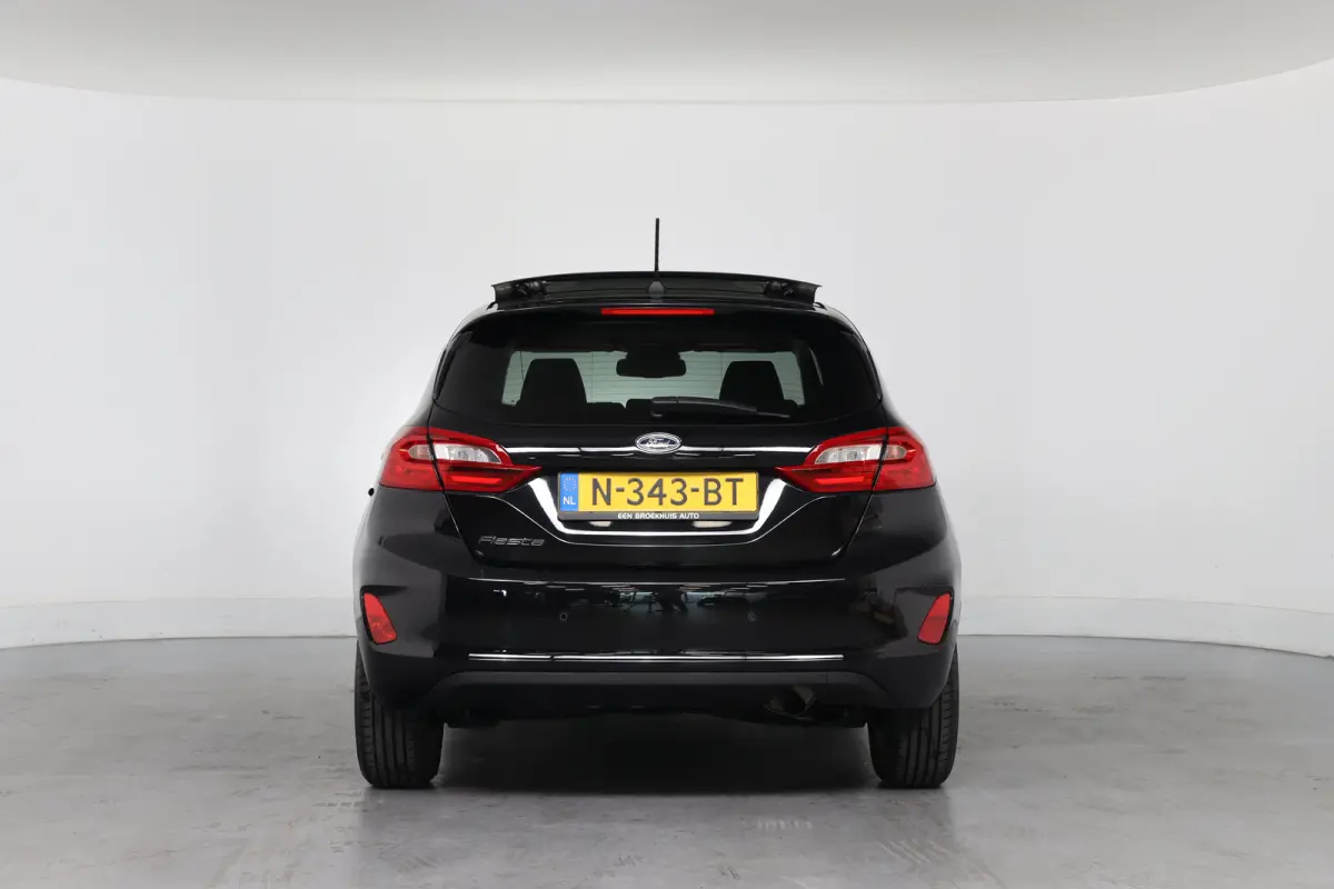 1.0 EcoBoost Titanium | Dealer Onderhouden! | Open Dak | Winterpakket | Navi By App | Clima | Parkeersensoren | DAB | Cruise Control | Lichtmetalen Velgen