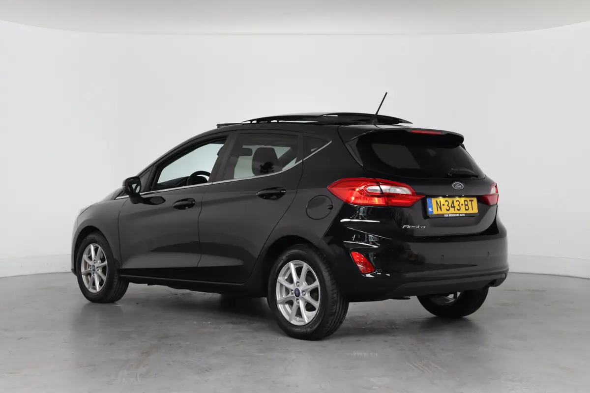 1.0 EcoBoost Titanium | Dealer Onderhouden! | Open Dak | Winterpakket | Navi By App | Clima | Parkeersensoren | DAB | Cruise Control | Lichtmetalen Velgen
