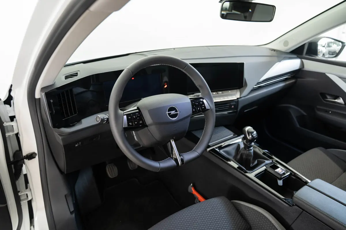 1.2 Turbo Business Edition | Camera | Navigatie | Climate Controle | Stoel & Stuurverwarming | Apple Carplay & Android Auto |