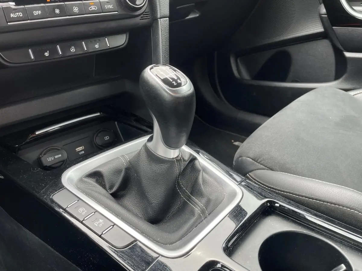 1.0 T-GDI GT-Line | Climate control | Navigatie | Cruise control | Stoel + Stuur verwarming