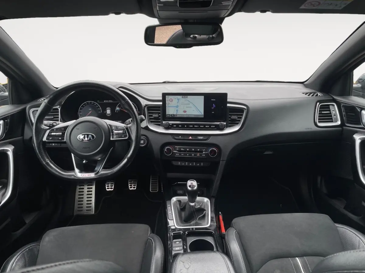 1.0 T-GDI GT-Line | Climate control | Navigatie | Cruise control | Stoel + Stuur verwarming