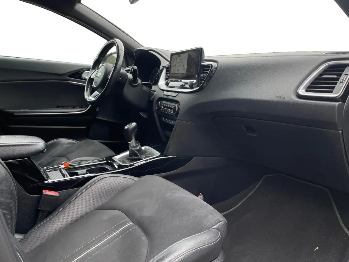 1.0 T-GDI GT-Line | Climate control | Navigatie | Cruise control | Stoel + Stuur verwarming