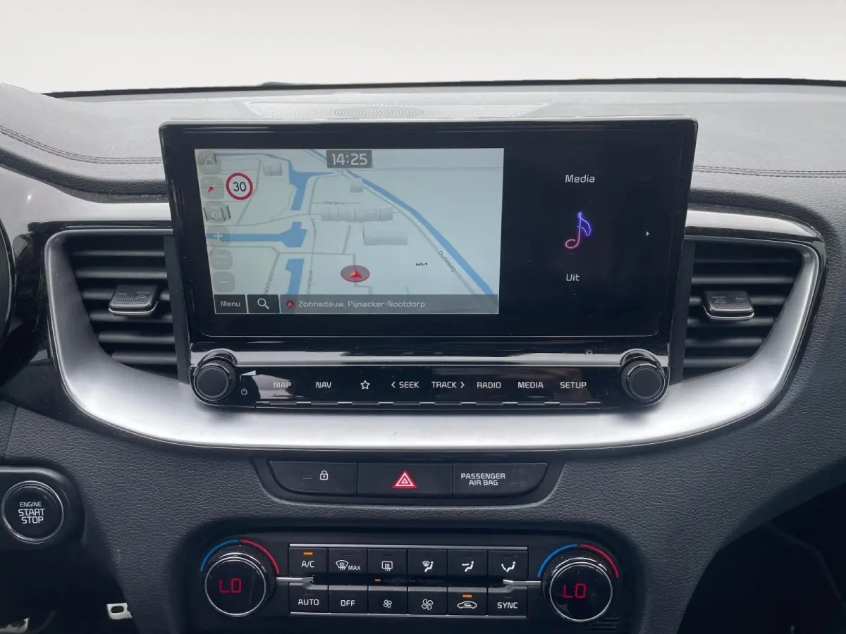1.0 T-GDI GT-Line | Climate control | Navigatie | Cruise control | Stoel + Stuur verwarming