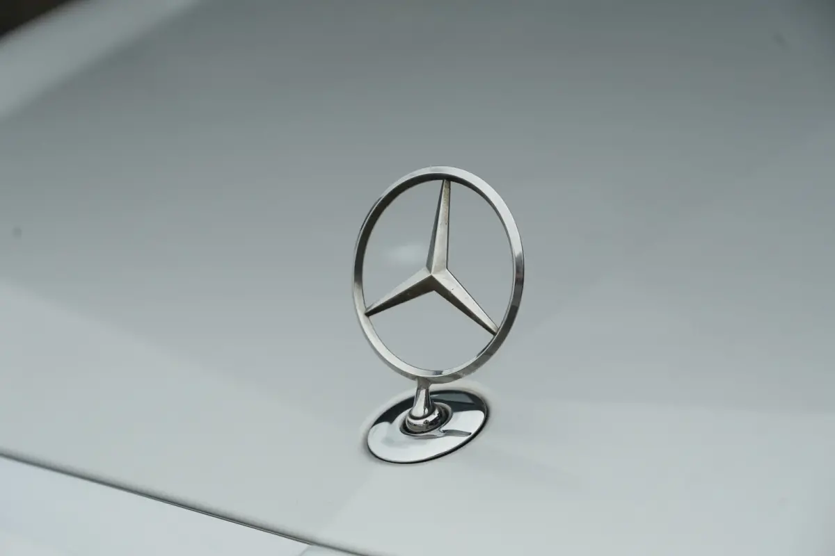 350 Prestige | 306PK | Schuifdak | HarmanKardon | NightVision | Leder | Mercedes-Benz S-Klasse 350 Prestige 306 PK met 3.5 V6 benzinemotor, schuif/-kanteldak, Harman Kardon premium audio, Ni