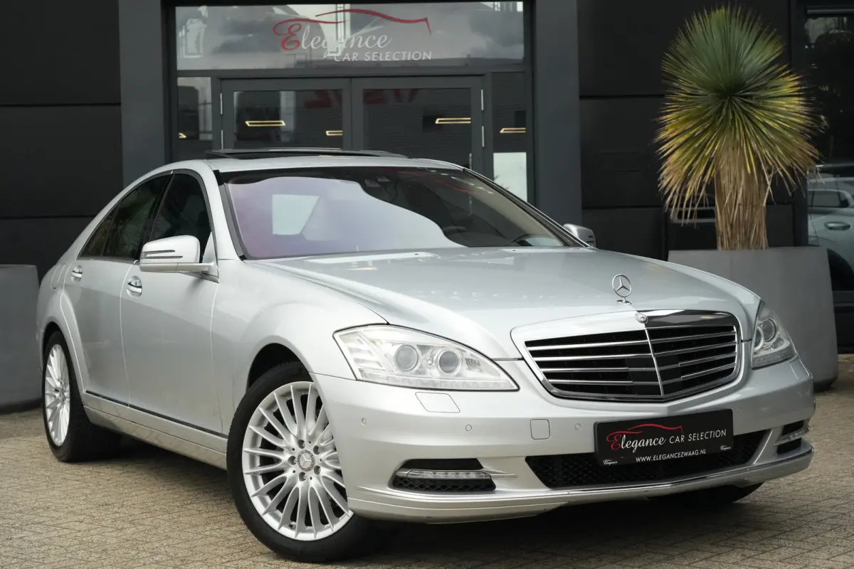 350 Prestige | 306PK | Schuifdak | HarmanKardon | NightVision | Leder | Mercedes-Benz S-Klasse 350 Prestige 306 PK met 3.5 V6 benzinemotor, schuif/-kanteldak, Harman Kardon premium audio, Ni