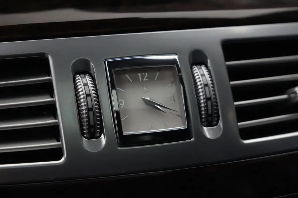 350 Prestige | 306PK | Schuifdak | HarmanKardon | NightVision | Leder | Mercedes-Benz S-Klasse 350 Prestige 306 PK met 3.5 V6 benzinemotor, schuif/-kanteldak, Harman Kardon premium audio, Ni