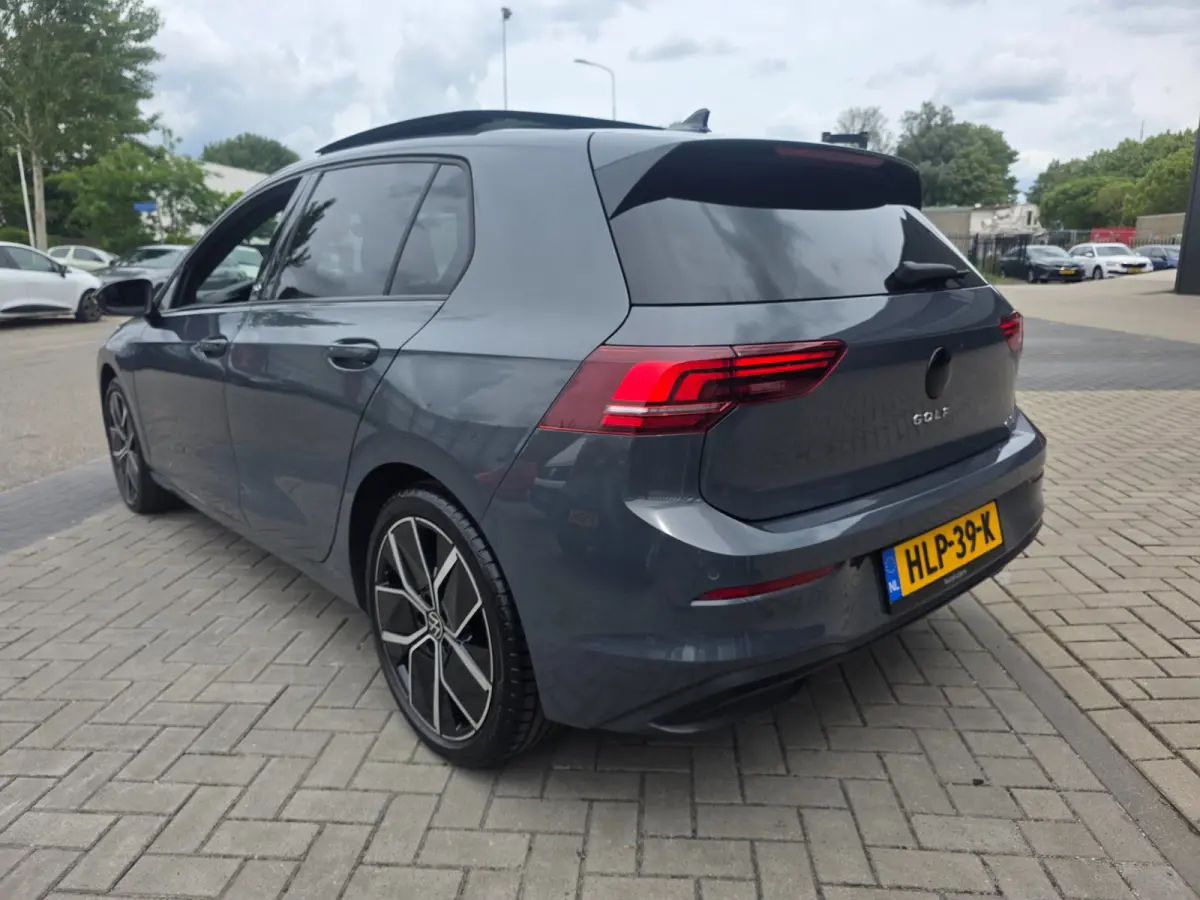 1.5 eTSI Oranje Edition | Met o.a. achteruitrijcamera, AppleCarPlay/AndroidAuto, panoramadak en cruise!