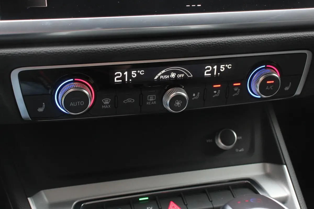 45 TFSI e 245pk PHEV S-tronic Attitude Navigatie Parkeersensoren Adaptive Cruise Control Stoelverwarming Ledverlichting Virtual Cockpit Climate Control