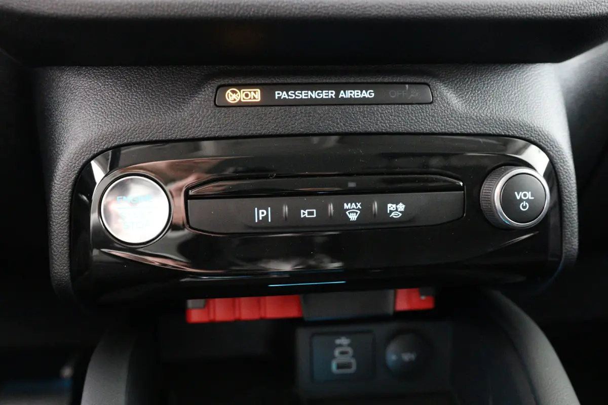 2.5 PHEV Titanium | Elektrische Trekhaak | Winter Pack | Adaptieve Cruise Control | 360* Camera | Keyless |